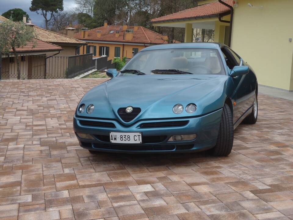 Bild 3/27 von Alfa Romeo GTV 2.0 V6 Turbo (1998)