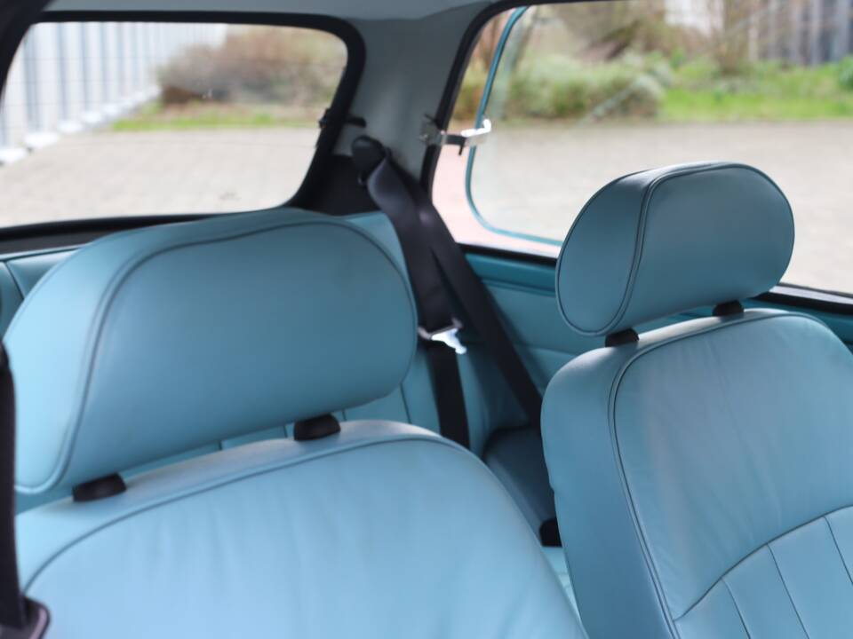 Image 35/50 de Mini Cooper 1.3i MPI (1999)