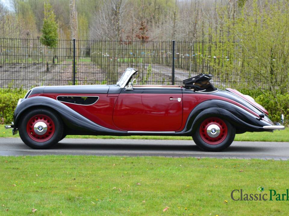 Bild 16/50 von BMW 327 (1949)