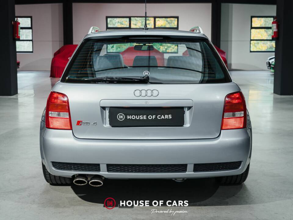Bild 8/24 von Audi RS4 Avant (2001)