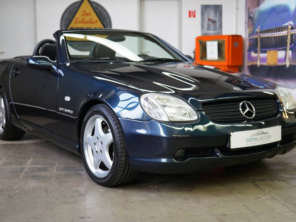 Bild 2/46 von Mercedes-Benz SLK 230 Kompressor (1997)