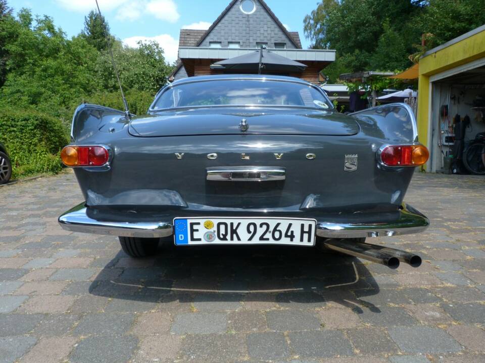 Image 5/8 of Volvo 1800 S (1964)