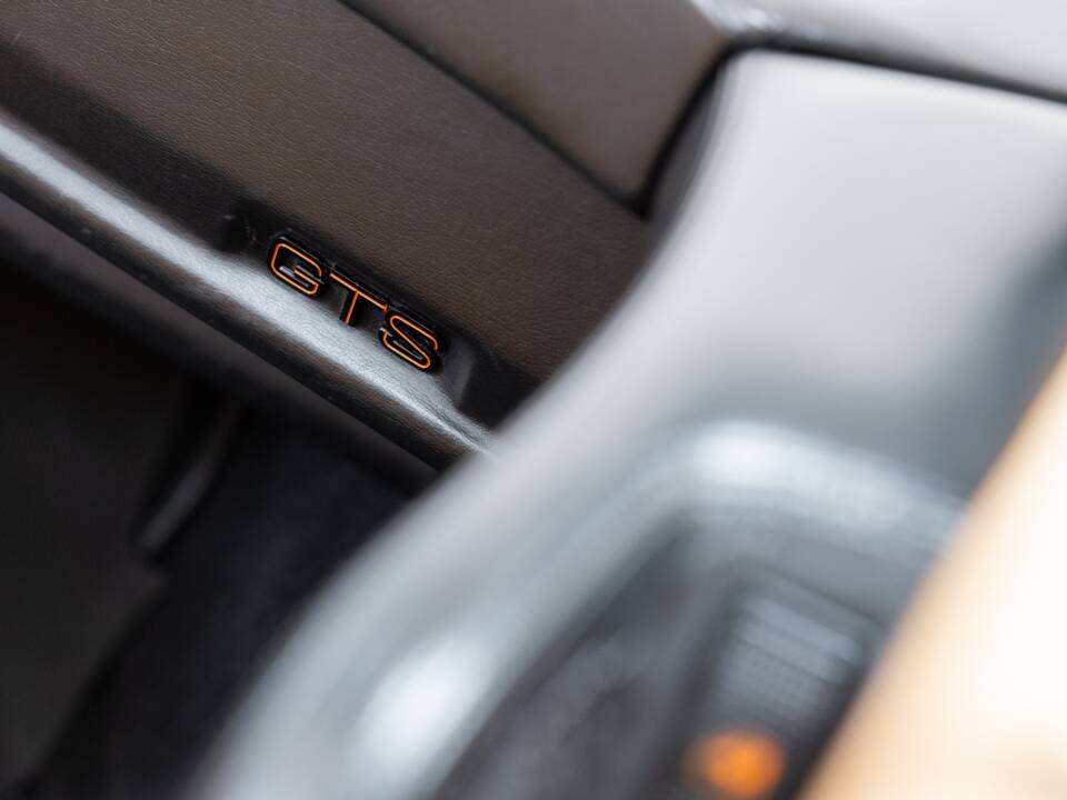Bild 19/40 von Ferrari 328 GTS (1986)