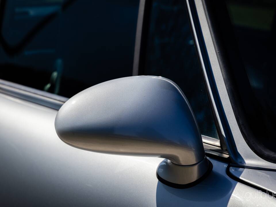 Immagine 63/73 di Porsche 911 Carrera (1995)