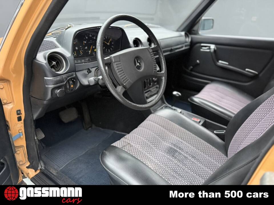 Immagine 11/15 di Mercedes-Benz 300 D (1977)