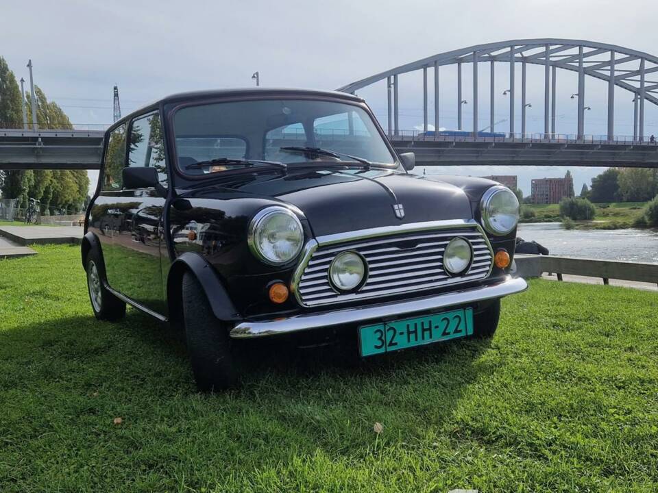 Image 1/12 of Mini 1000 (1989)