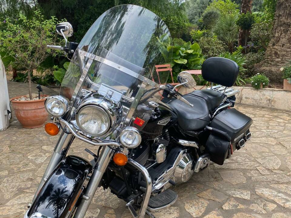 Immagine 1/4 di Harley-Davidson FLHR Road King (2004)
