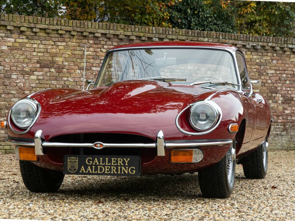 Image 24/50 de Jaguar E-Type (1969)