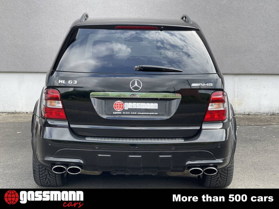 Bild 7/15 von Mercedes-Benz ML 63 AMG (2006)