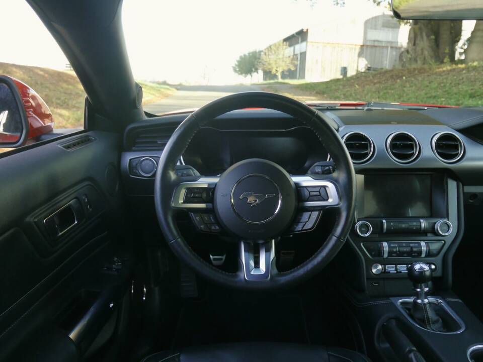Bild 19/33 von Ford Mustang GT 5.0 V8 (2022)