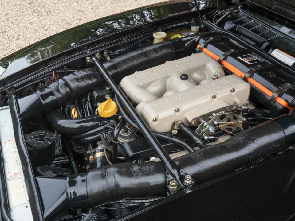Afbeelding 33/50 van Porsche 928 GTS (1994)