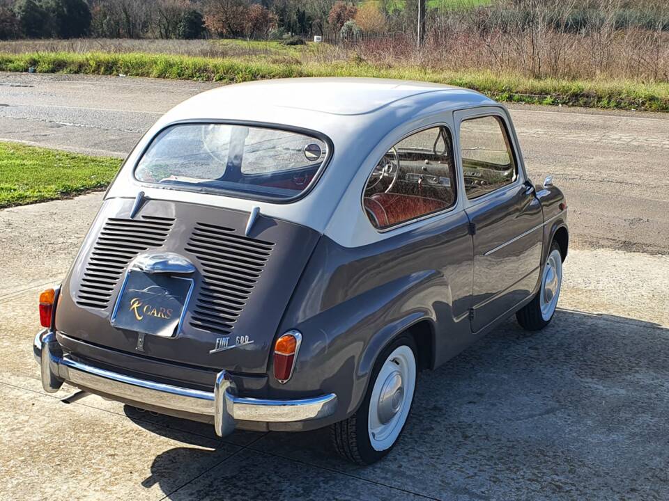 Afbeelding 7/38 van FIAT 600 D (1960)