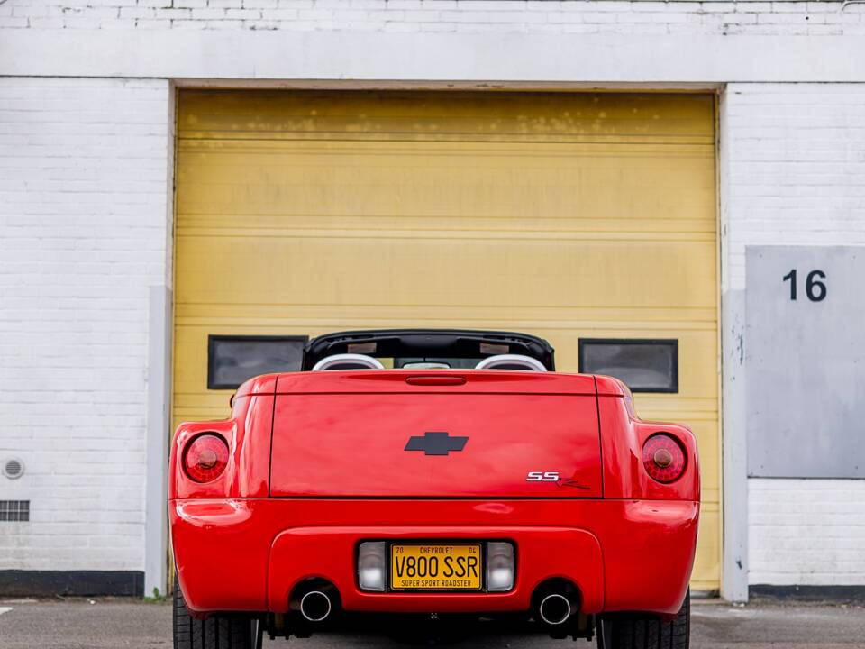 Image 49/50 of Chevrolet SSR (2004)