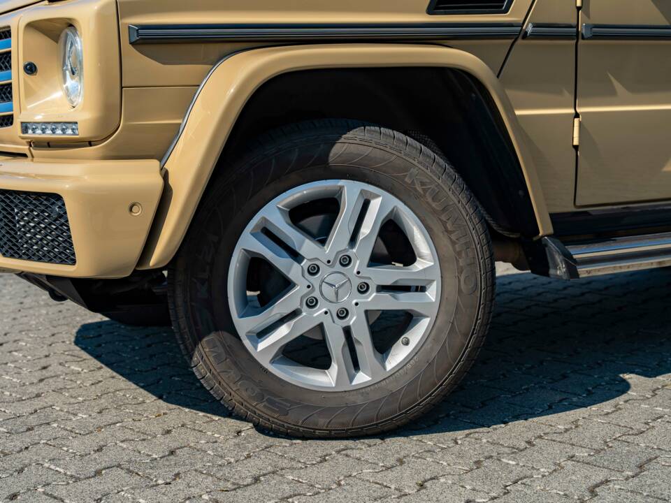 Image 3/33 of Mercedes-Benz G 500 (LWB) (2017)