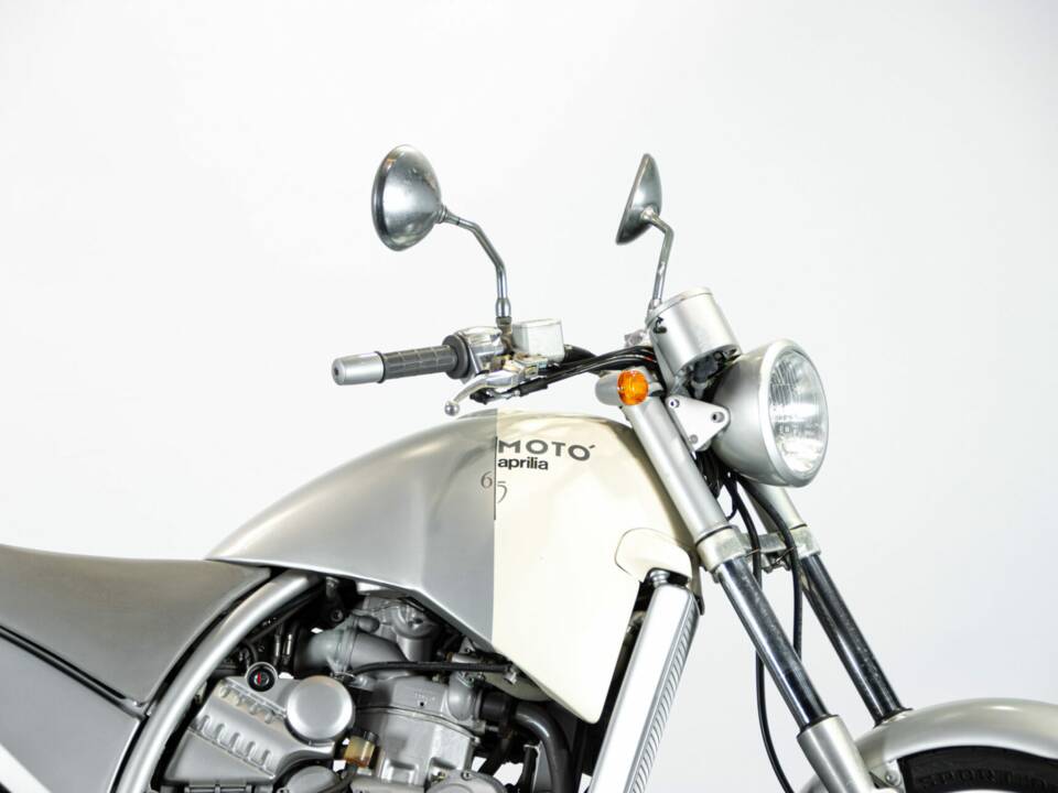 Bild 9/50 von Aprilia Moto 6.5 (2000)