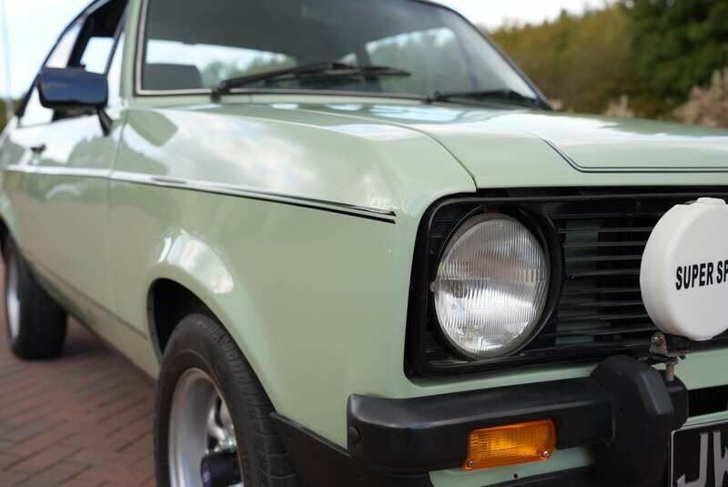 Image 12/50 de Ford Escort 1100 S L (1980)