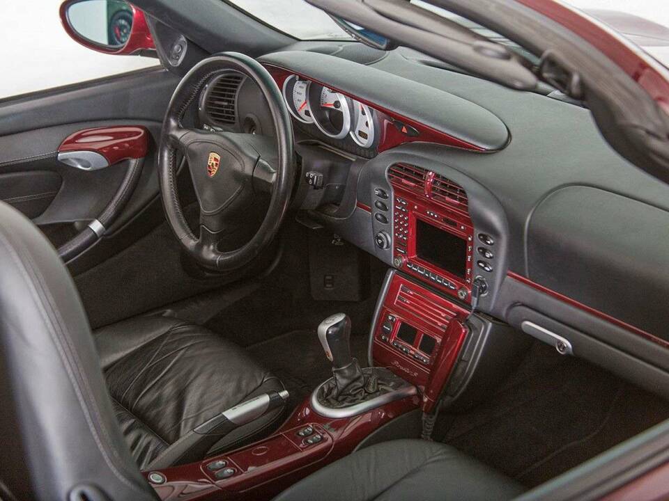 Image 17/20 of Porsche Boxster S (2003)