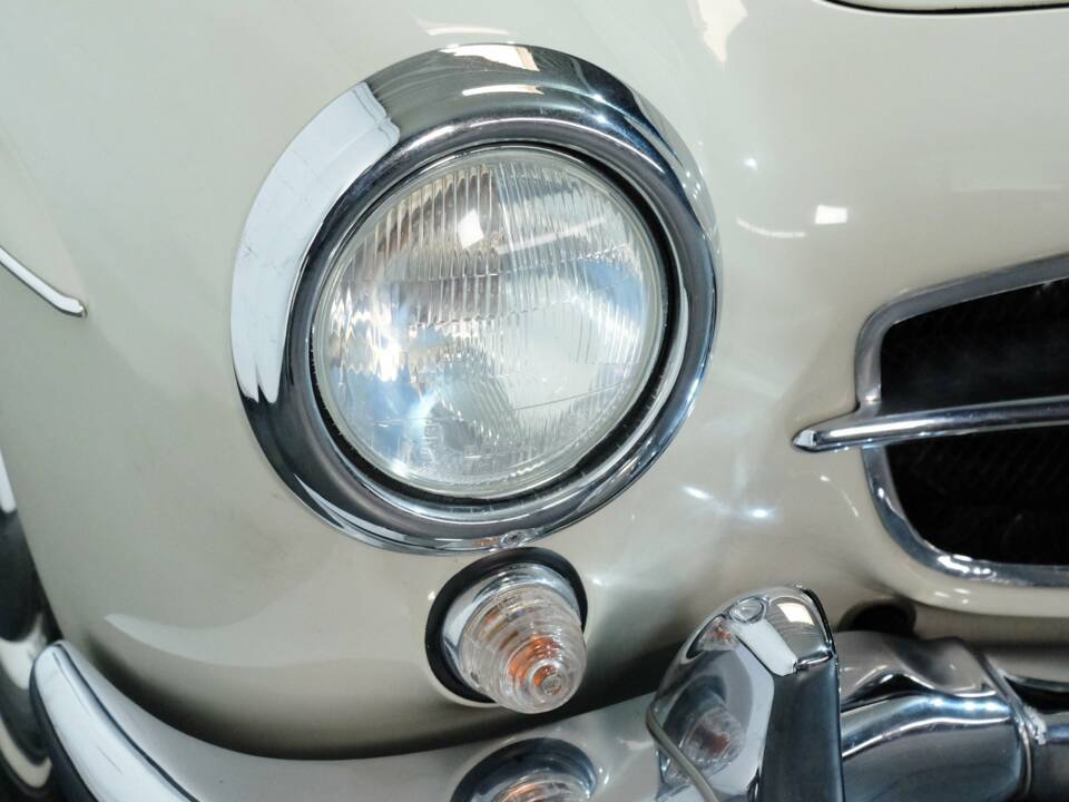 Image 23/31 of Mercedes-Benz 190 SL (1959)