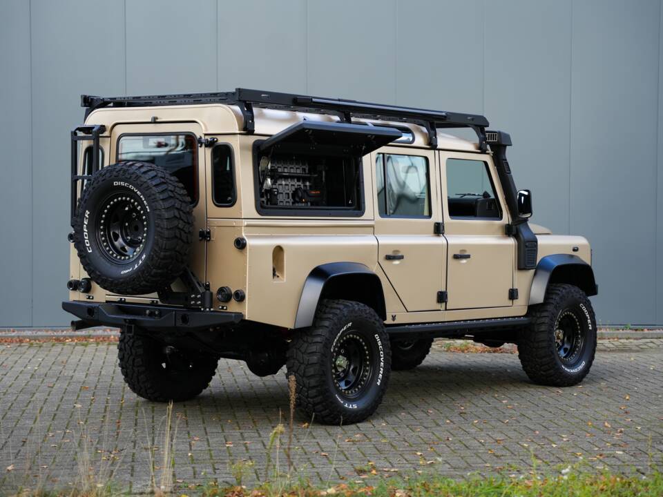 Bild 13/58 von Land Rover Defender 110 (2013)