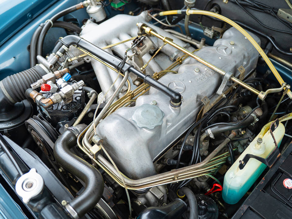 Image 47/48 of Mercedes-Benz 280 SE (1969)