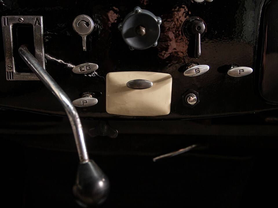 Immagine 20/35 di Citroën Traction Avant 11 légère (1955)