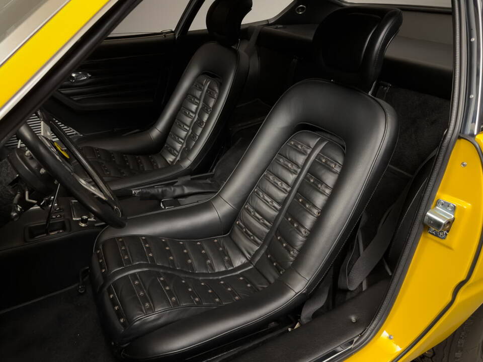 Bild 23/33 von Ferrari 365 GTB&#x2F;4 Daytona (1972)