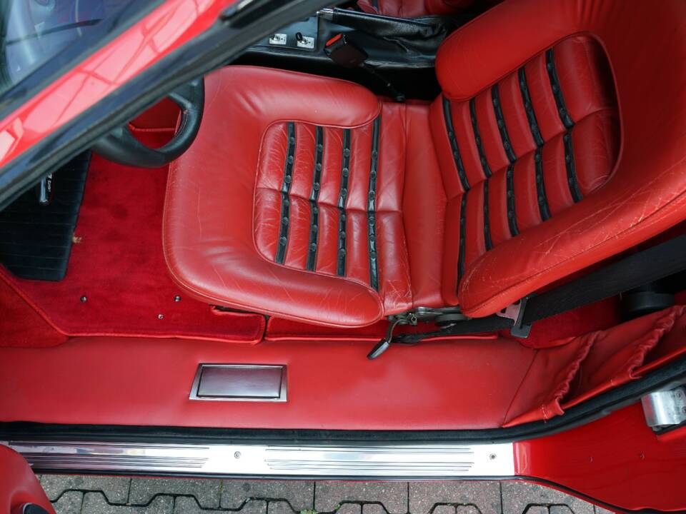 Bild 36/50 von Ferrari 512 BBi (1983)