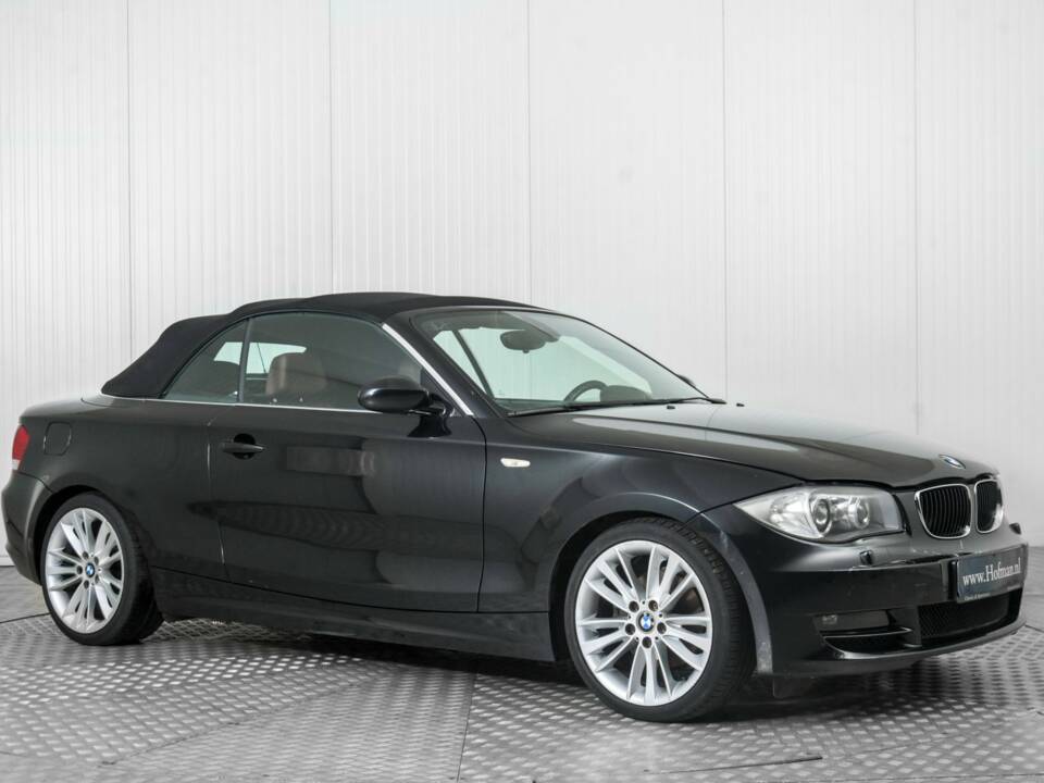 Image 5/19 of BMW 120i (2008)