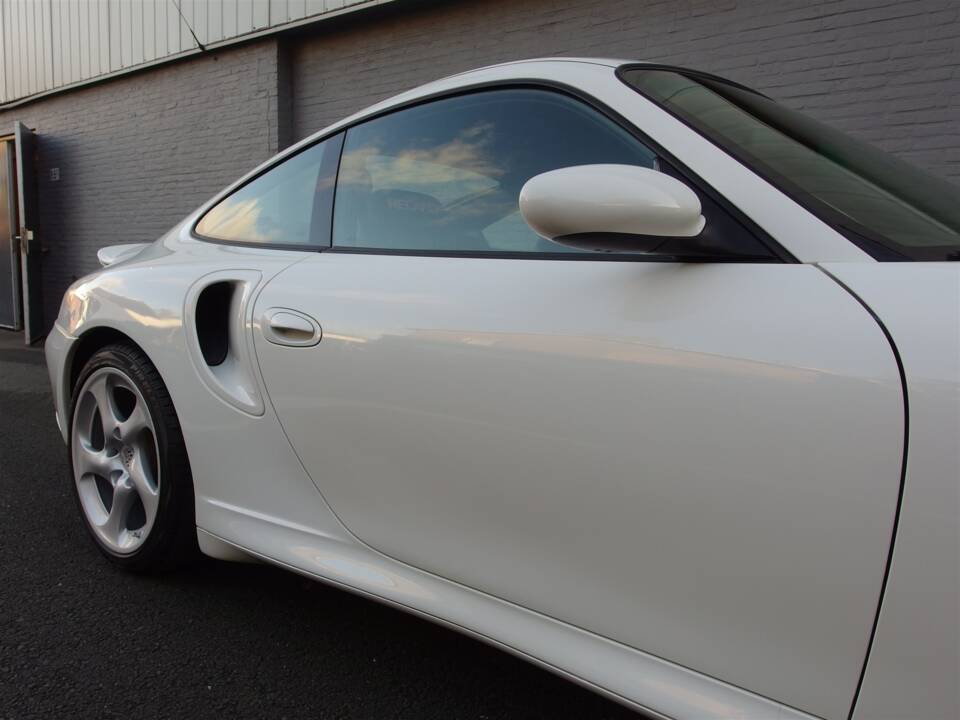 Bild 32/99 von Porsche 911 Turbo (2004)