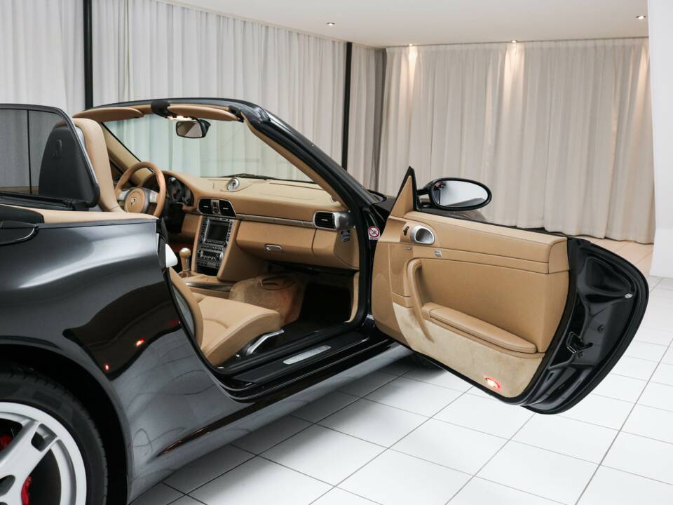Bild 12/21 von Porsche 911 Carrera S (2009)