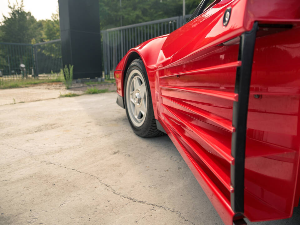 Immagine 25/51 di Ferrari Testarossa (1986)