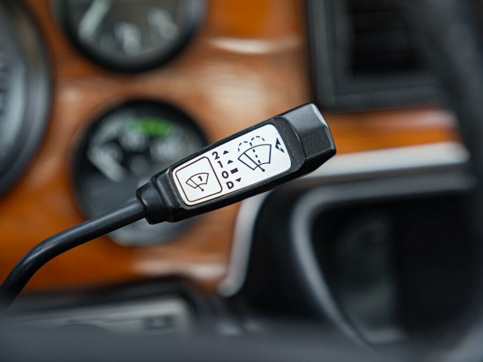 Imagen 50/50 de Jaguar XJ 6 4.2 (1981)