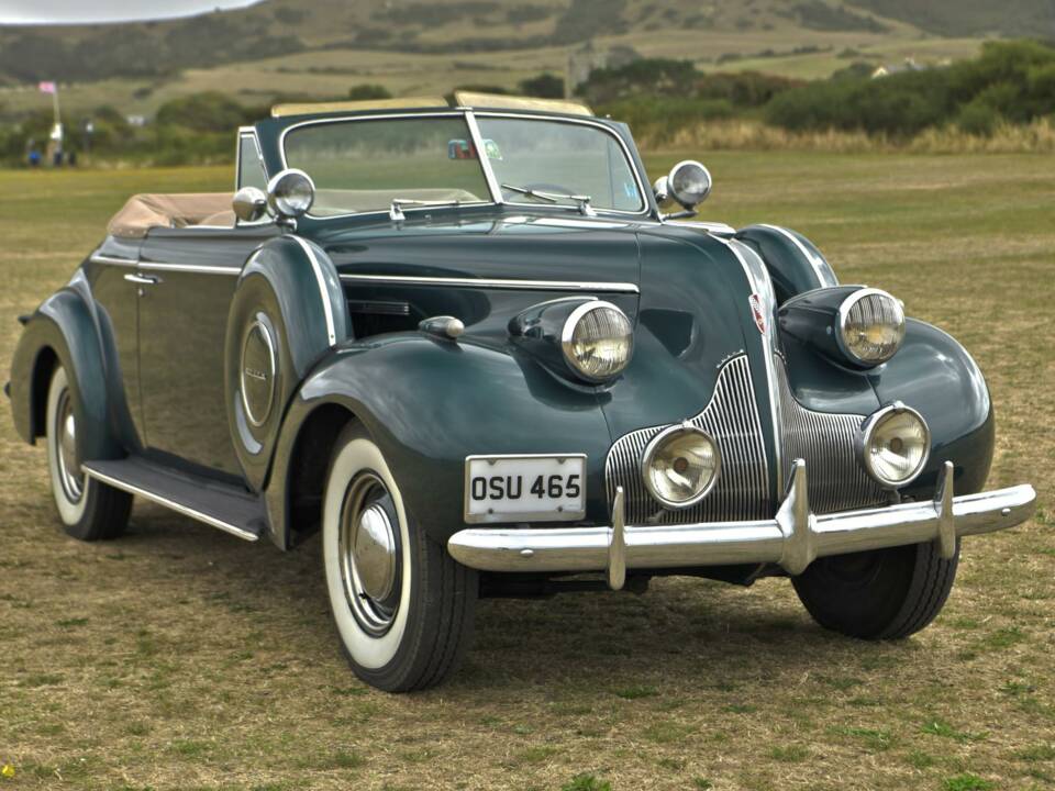 Image 3/50 of Buick Special Serie 40 (1939)