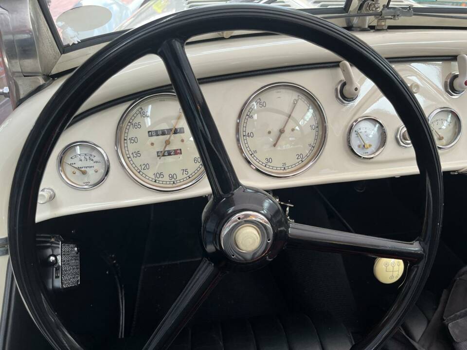 Image 15/17 of BMW 328 (1934)