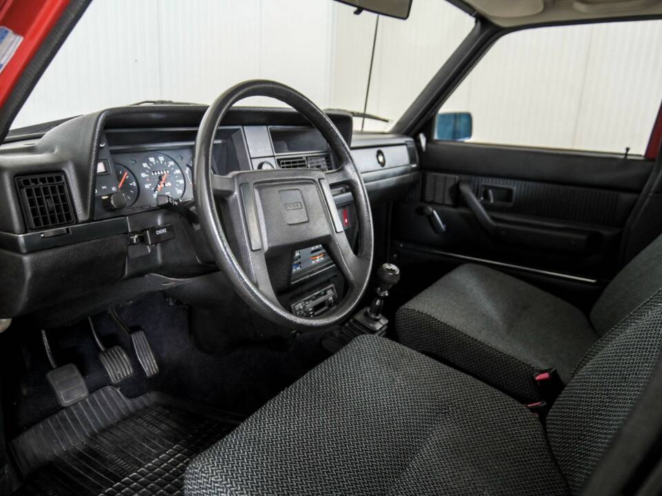 Imagen 11/50 de Volvo 240 Turbo (1983)