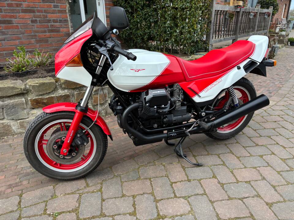 Immagine 46/50 di Moto Guzzi 1000 LeMans (1986)