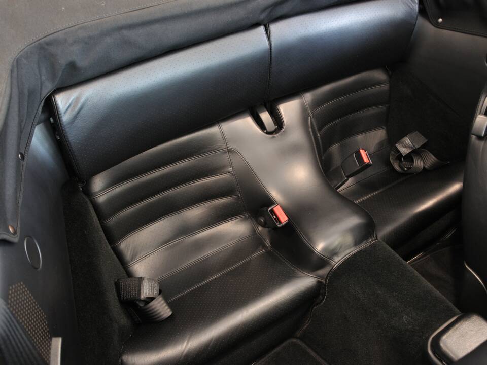 Bild 26/47 von Porsche 944 S2 (1990)