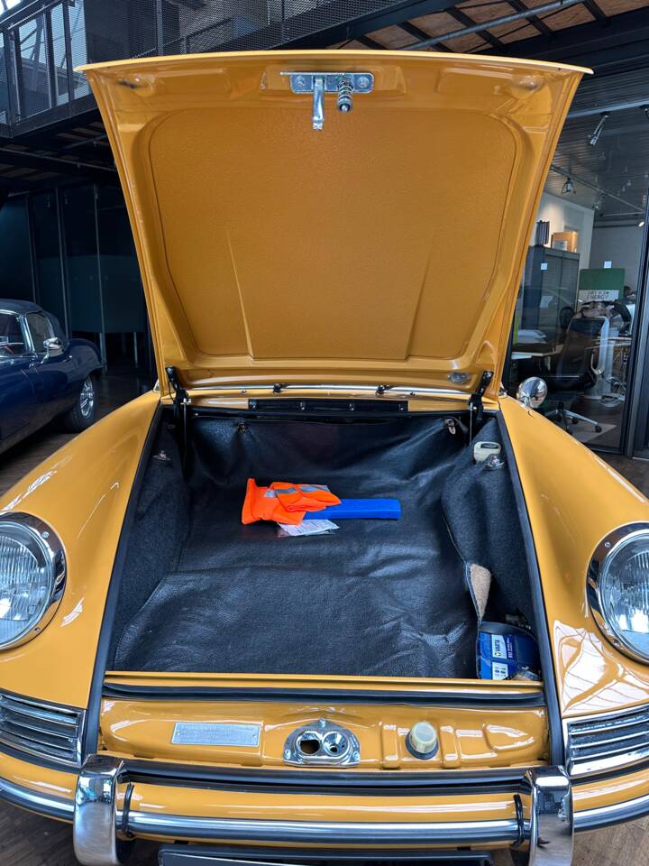 Image 12/25 of Porsche 912 (1967)