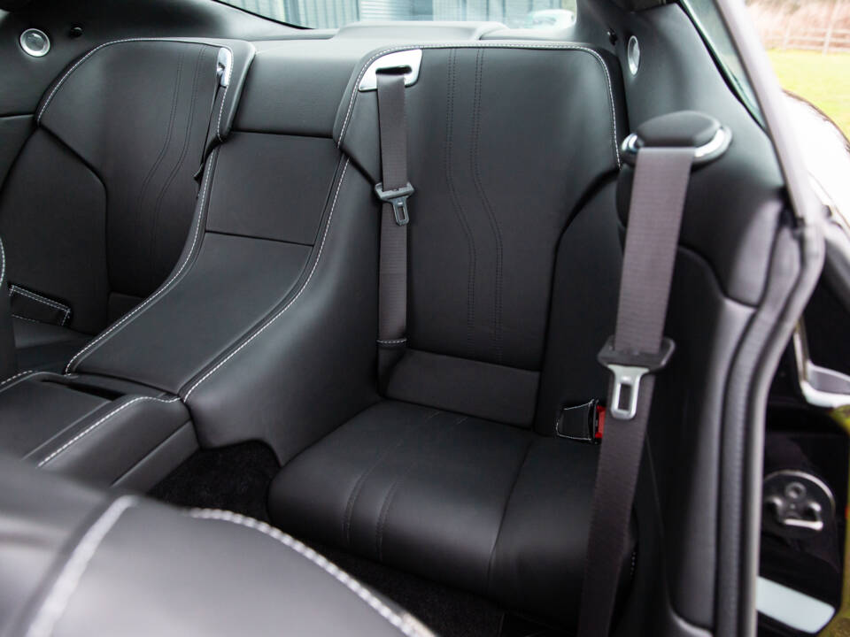 Immagine 41/98 di Aston Martin DBS (2010)