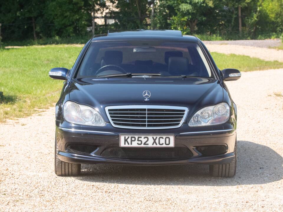 Immagine 31/50 di Mercedes-Benz S 55 AMG (2002)