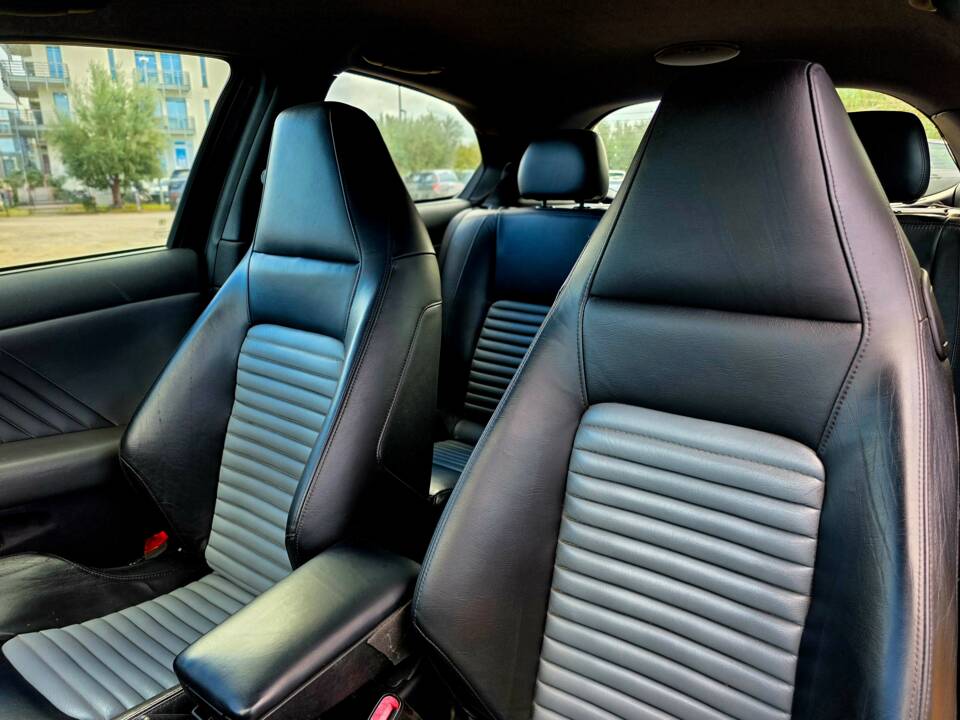 Imagen 14/31 de Alfa Romeo 147 3.2 GTA (2002)