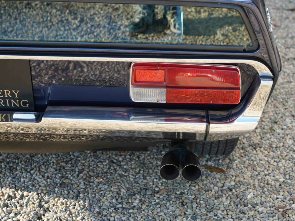 Bild 39/50 von Lamborghini Espada 400 GT (1973)