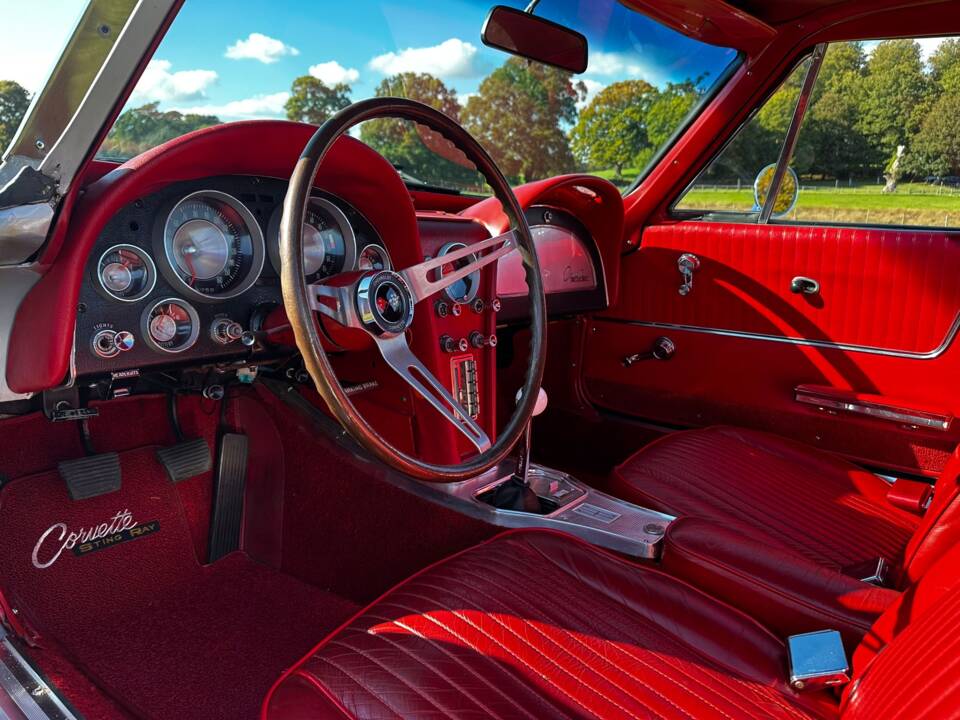 Bild 34/62 von Chevrolet Corvette Sting Ray (1963)