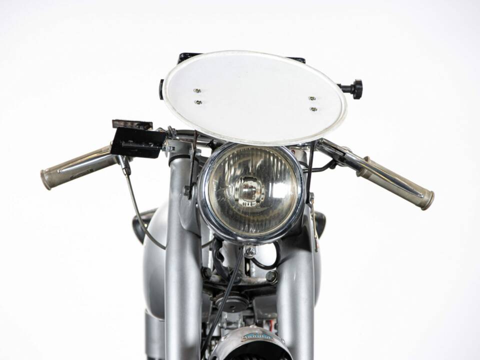 Image 44/50 de Mondial DUMMY (1954)