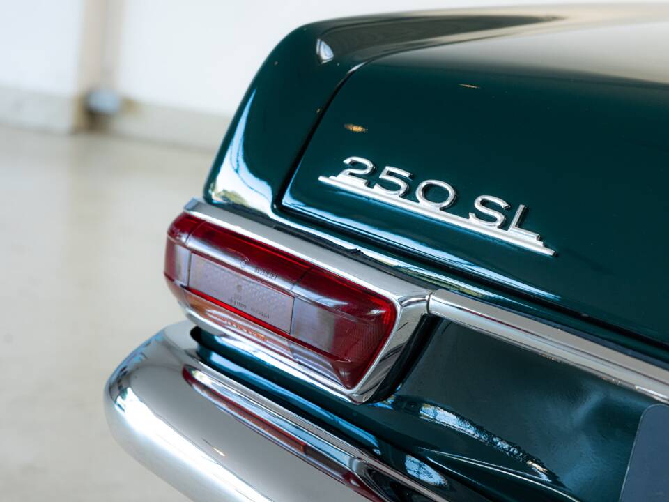 Immagine 26/32 di Mercedes-Benz 250 SL (1967)