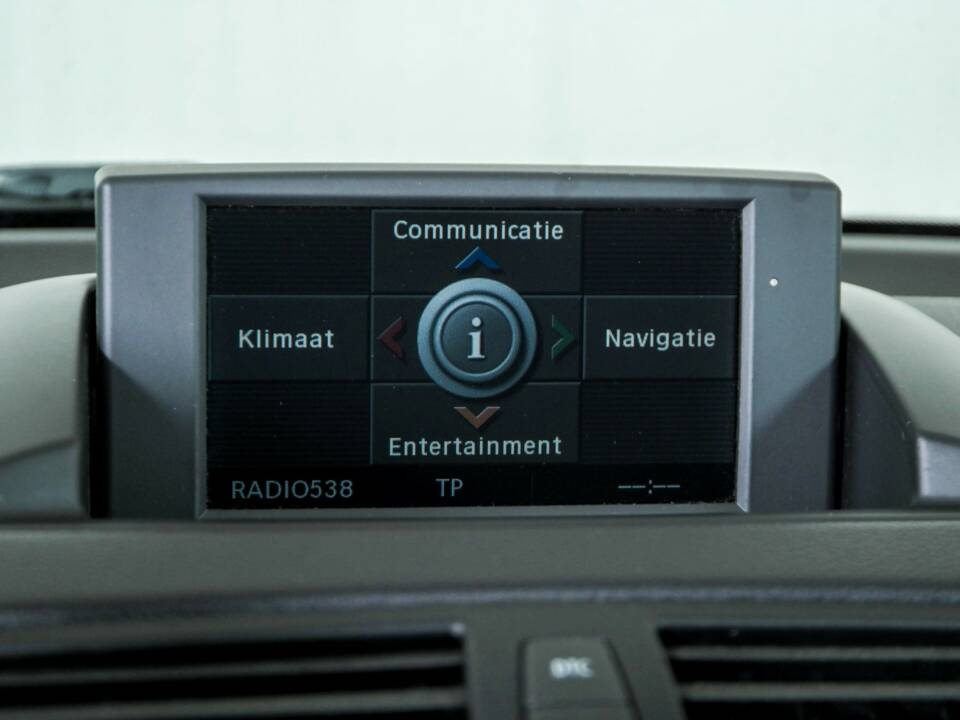 Image 28/50 of BMW 125i (2008)