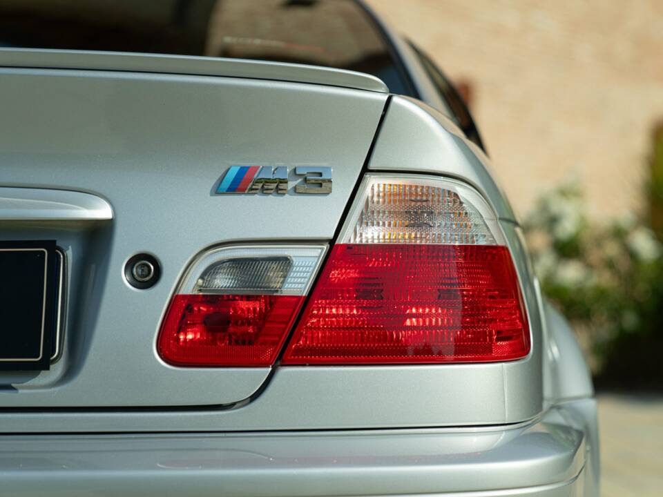 Immagine 19/50 di BMW M3 (2002)