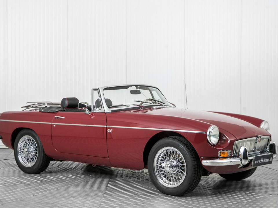 Image 5/50 de MG MGB (1979)