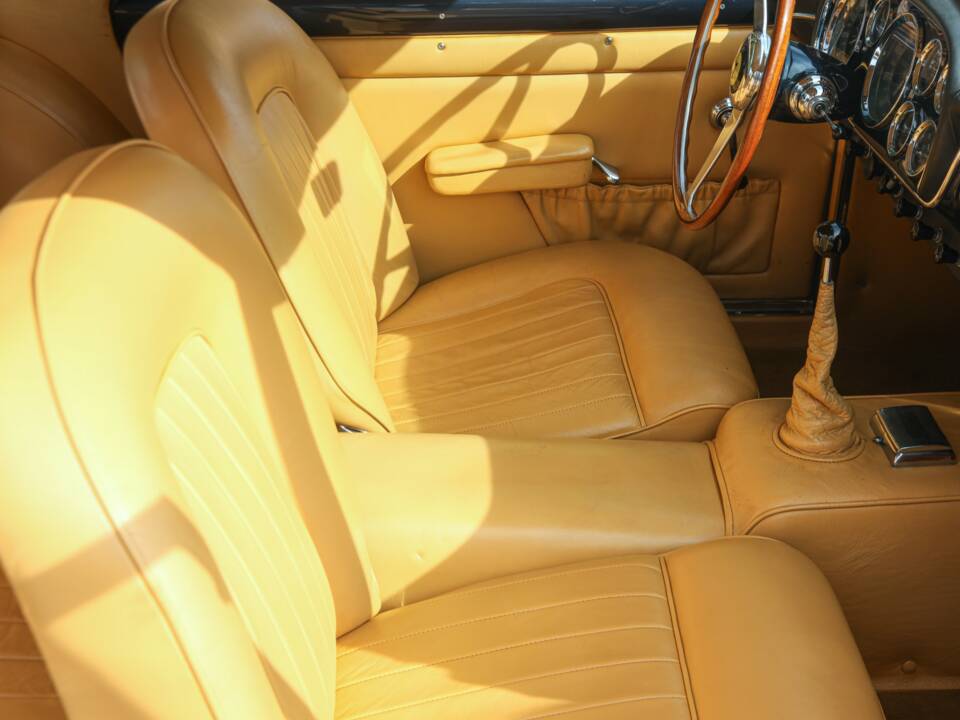 Bild 42/50 von Ferrari 250 GT Pininfarina Coupe (1959)