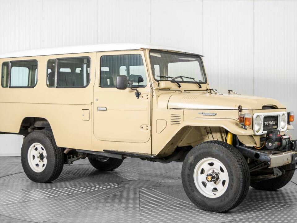 Bild 5/50 von Toyota Landcruiser BJ 45 (1982)